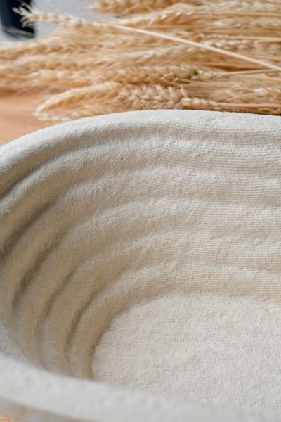 Кошик овальний 24х15 см (700 - 950 г) з деревної целюлози, широкий рифлений 0046 фото
